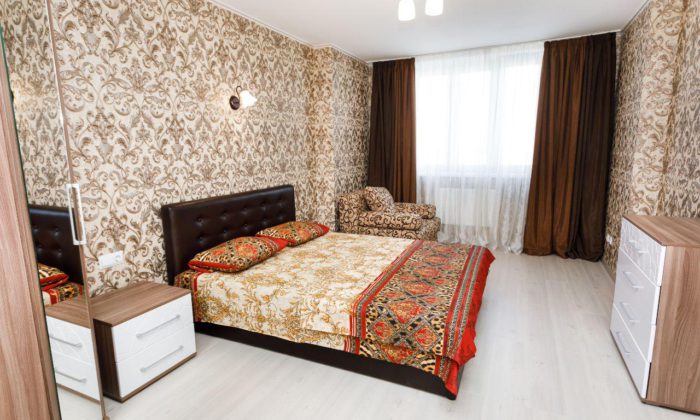 Двухкомнатная квартира с дизайнерским ремонтом посуточно в Екатеринбурге